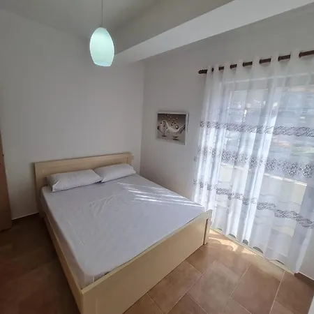Aulona * Vlorë