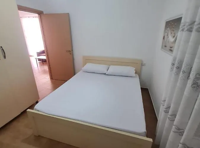 Aulona Appartamento *