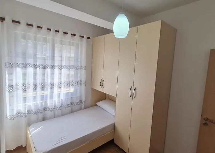 Aulona Appartamento *